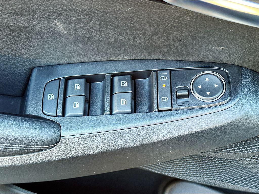 new 2026 Kia Seltos car, priced at $24,095