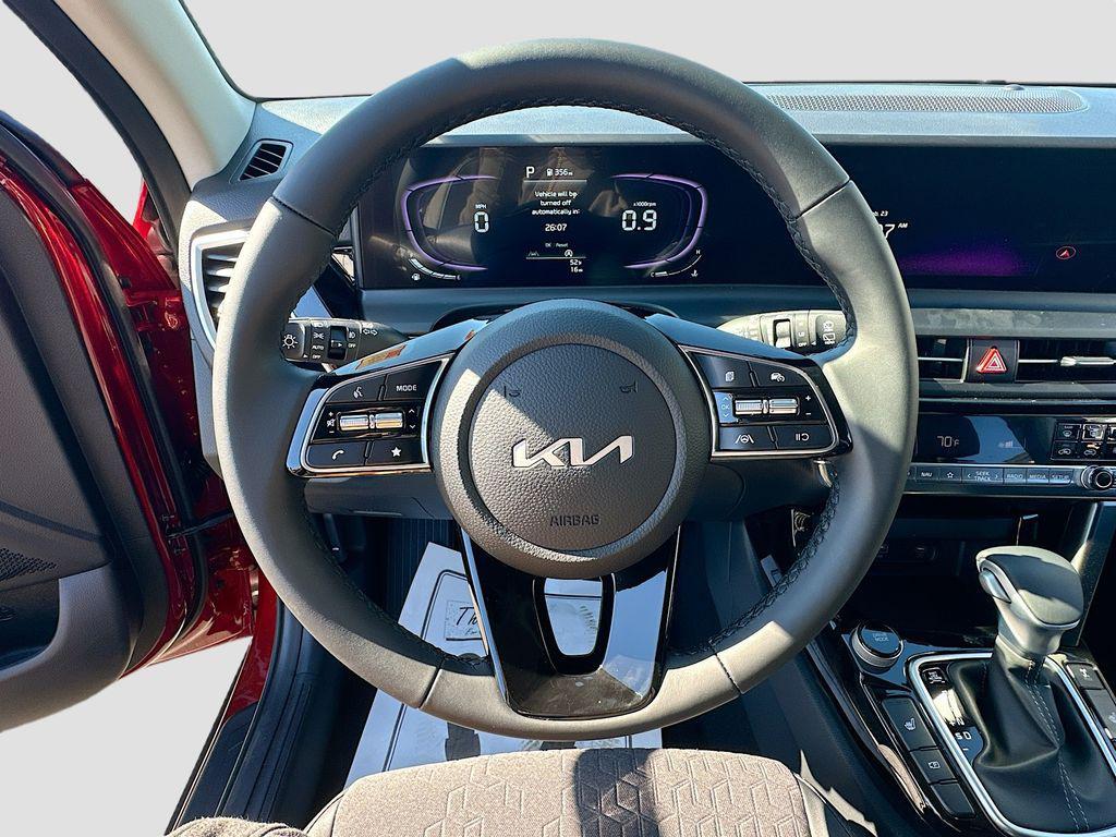 new 2026 Kia Seltos car, priced at $25,885