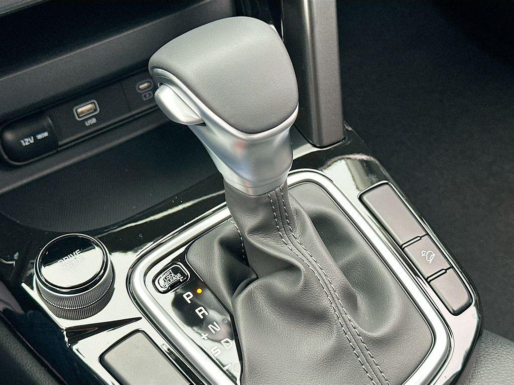 new 2026 Kia Seltos car, priced at $23,739