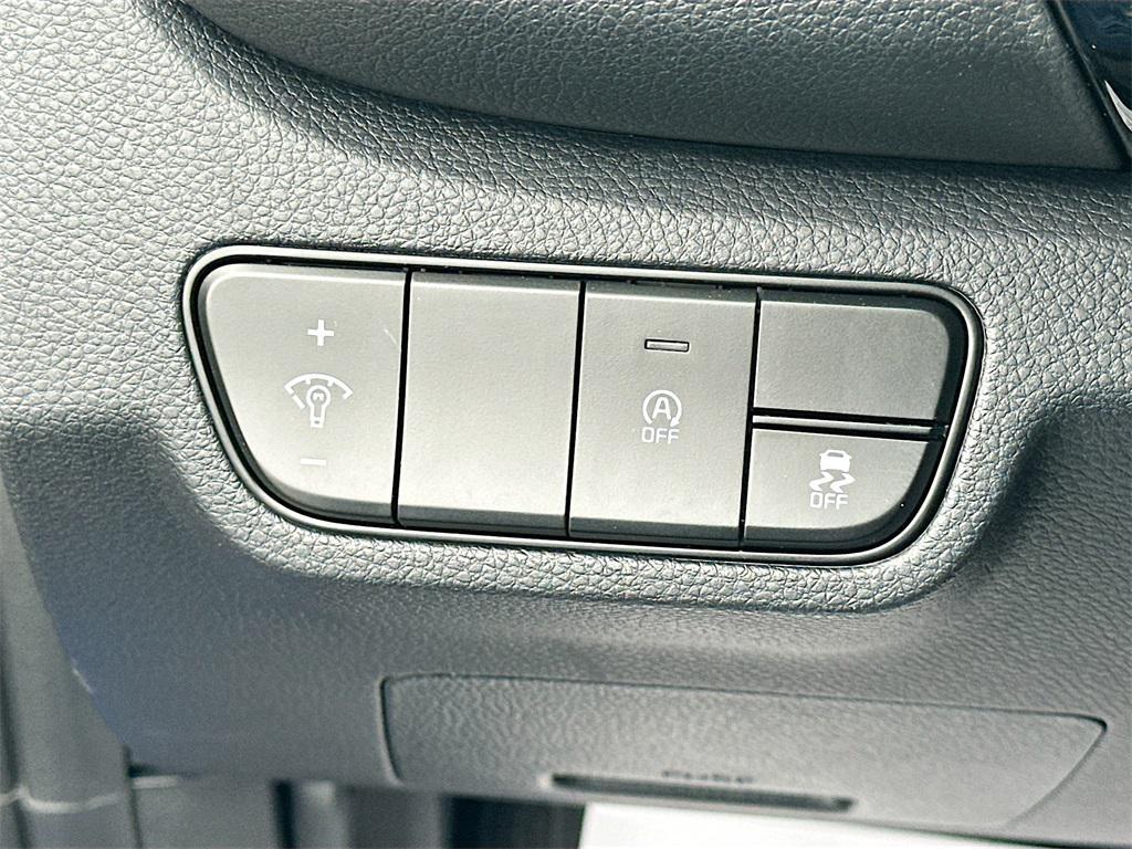 new 2026 Kia Seltos car, priced at $24,555