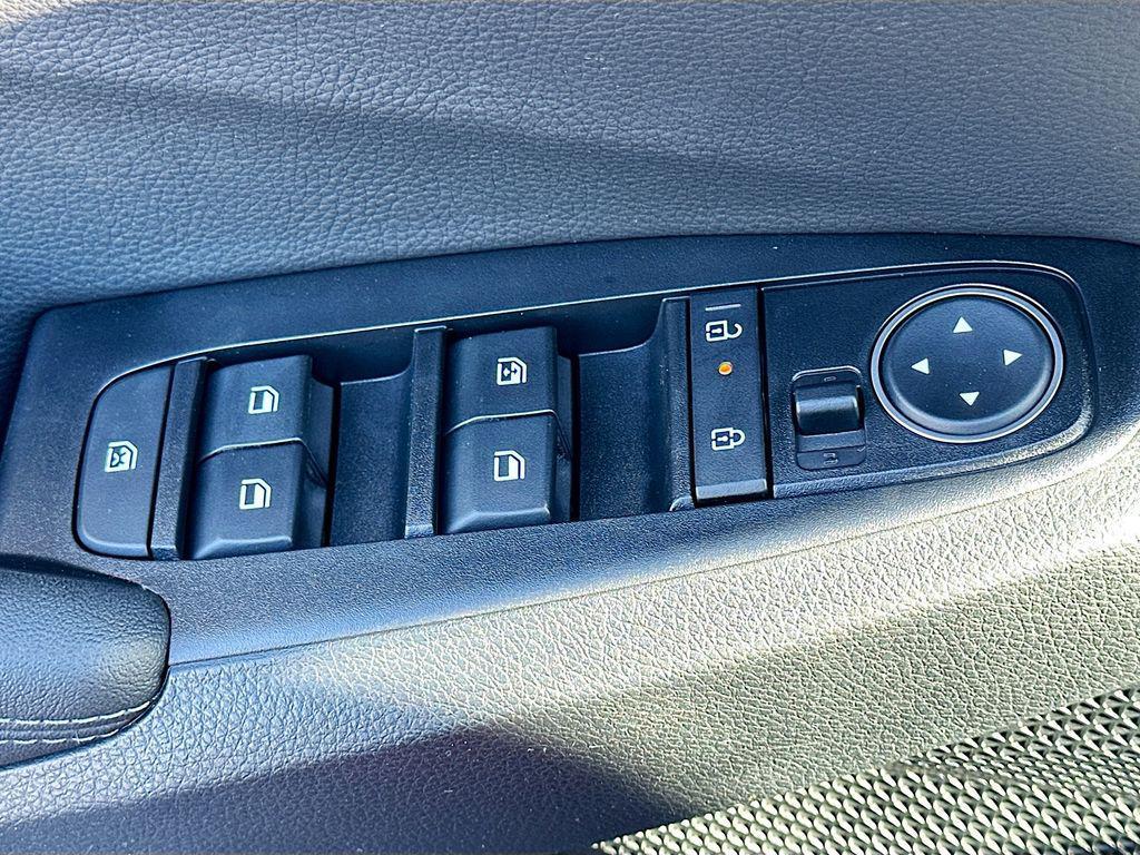 new 2026 Kia Seltos car, priced at $24,827