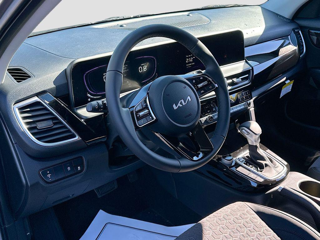 new 2026 Kia Seltos car, priced at $24,827
