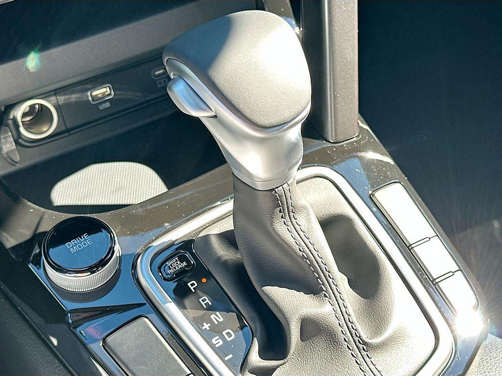 new 2026 Kia Seltos car, priced at $24,827