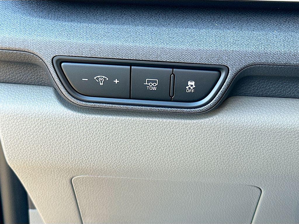 new 2026 Kia Carnival Hybrid car, priced at $41,929