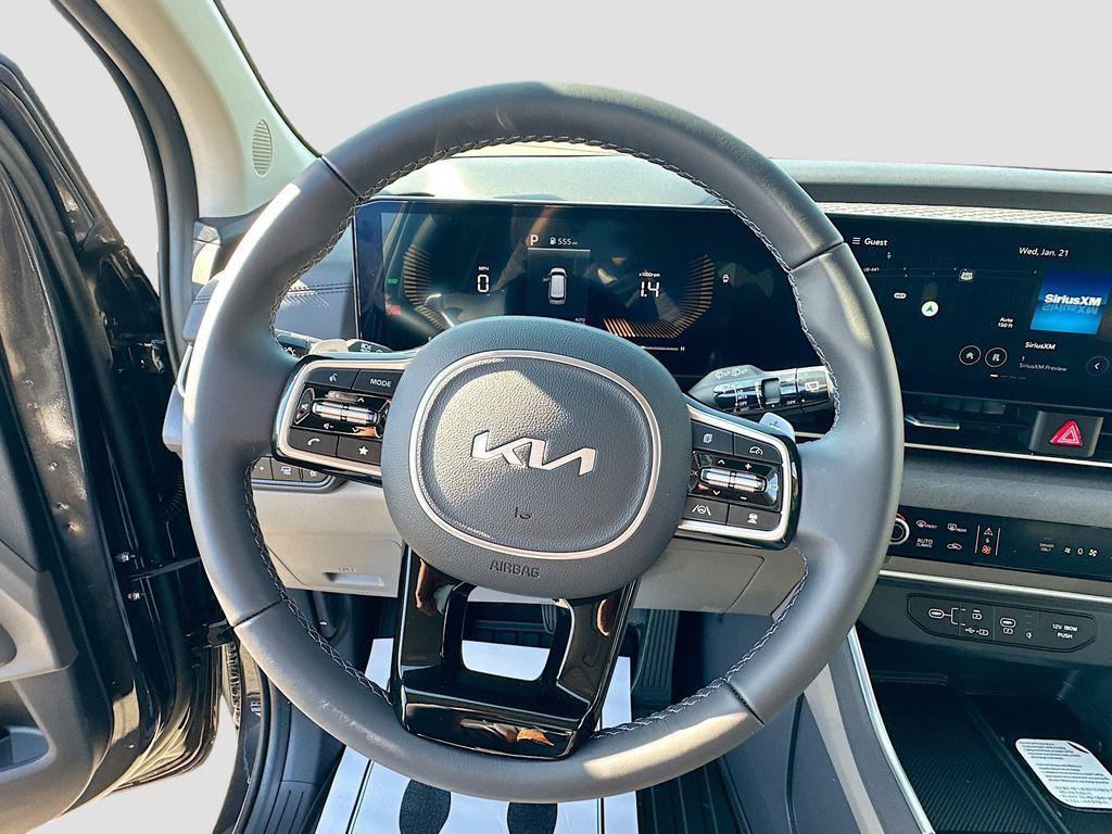 new 2026 Kia Carnival Hybrid car, priced at $41,929