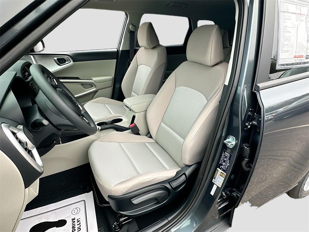 new 2025 Kia Soul car, priced at $18,822