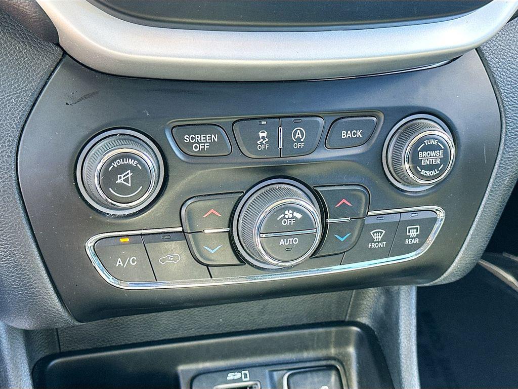 used 2018 Jeep Cherokee car, priced at $16,881