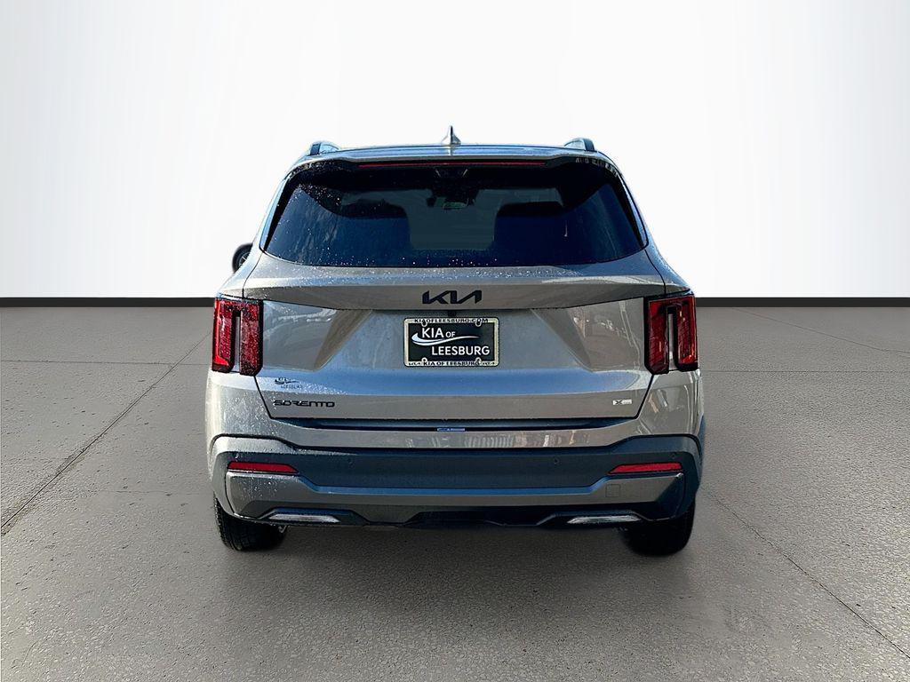 new 2026 Kia Sorento Hybrid car, priced at $43,093