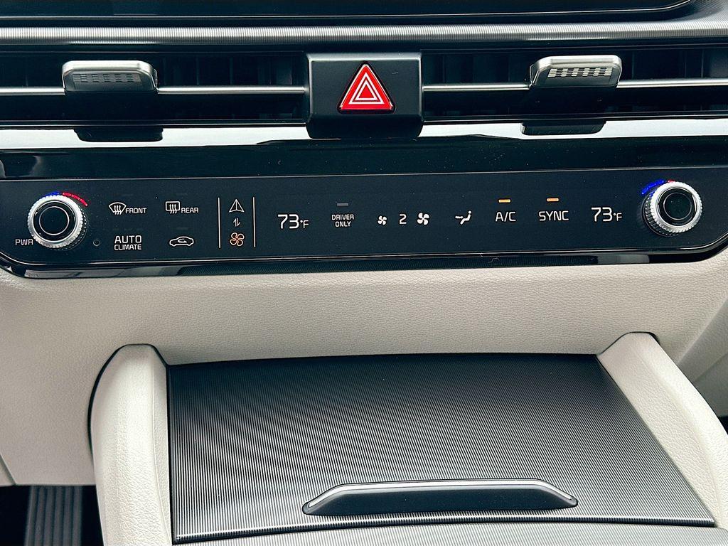 new 2026 Kia Sportage Hybrid car, priced at $32,590