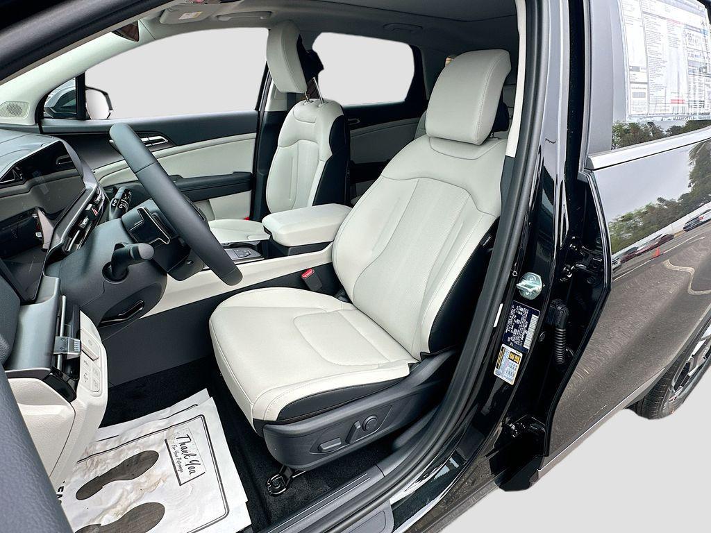 new 2026 Kia Sportage Hybrid car, priced at $32,590