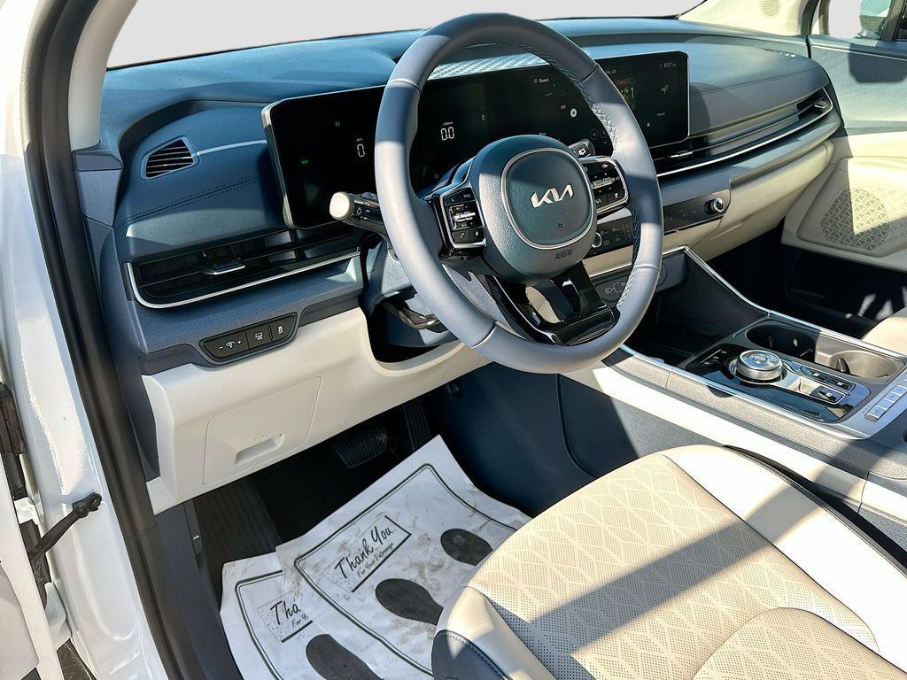 new 2026 Kia Carnival Hybrid car, priced at $41,478