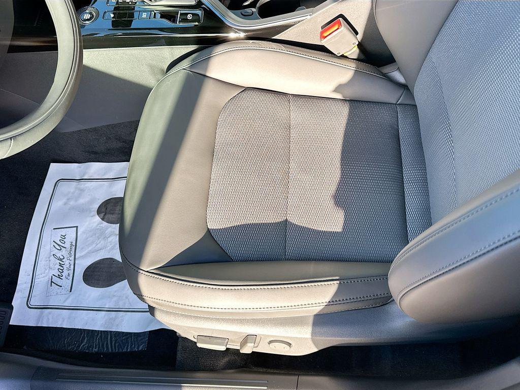new 2026 Kia Niro car, priced at $31,952