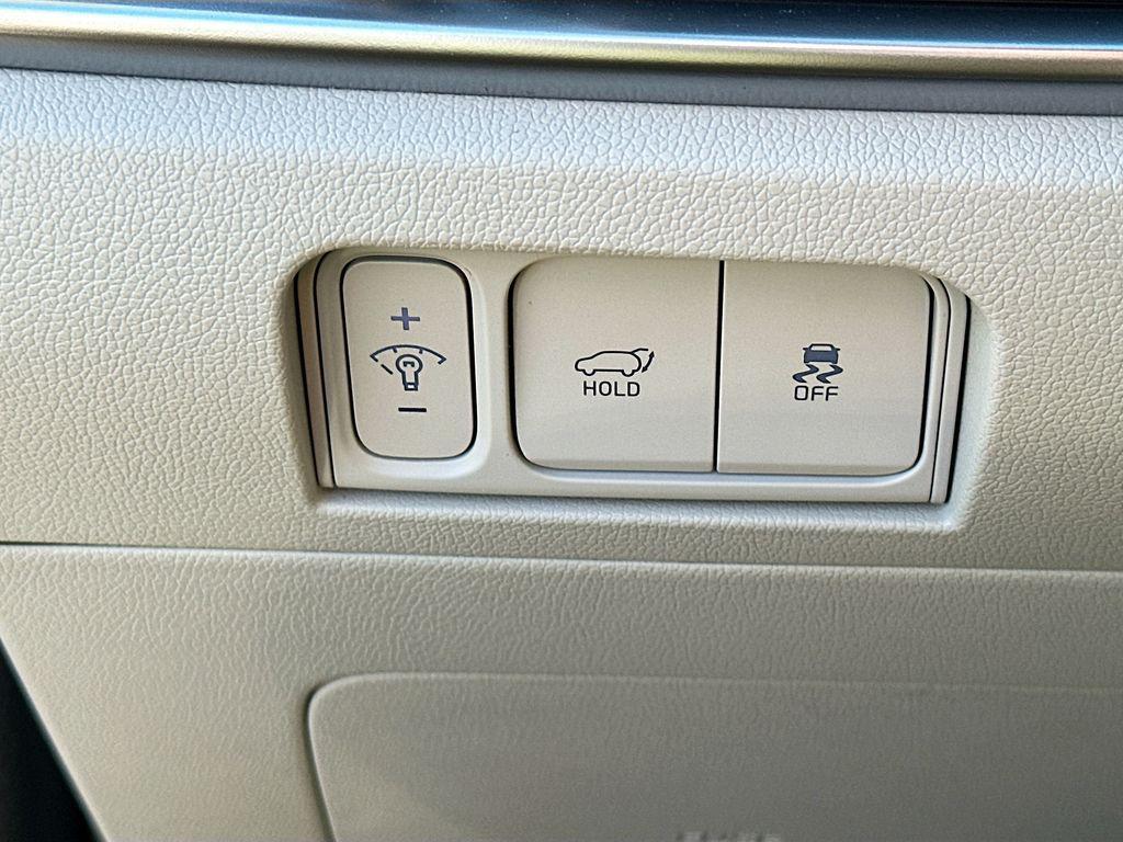 new 2026 Kia Sorento Hybrid car, priced at $37,249