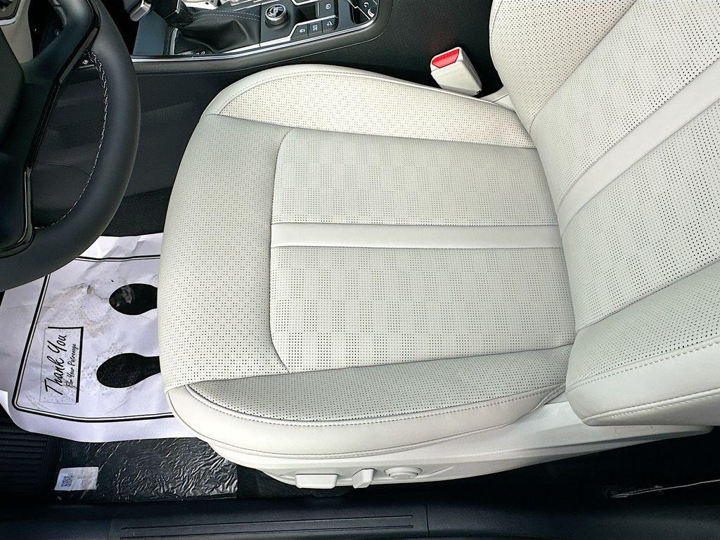 new 2026 Kia Sorento car, priced at $35,263