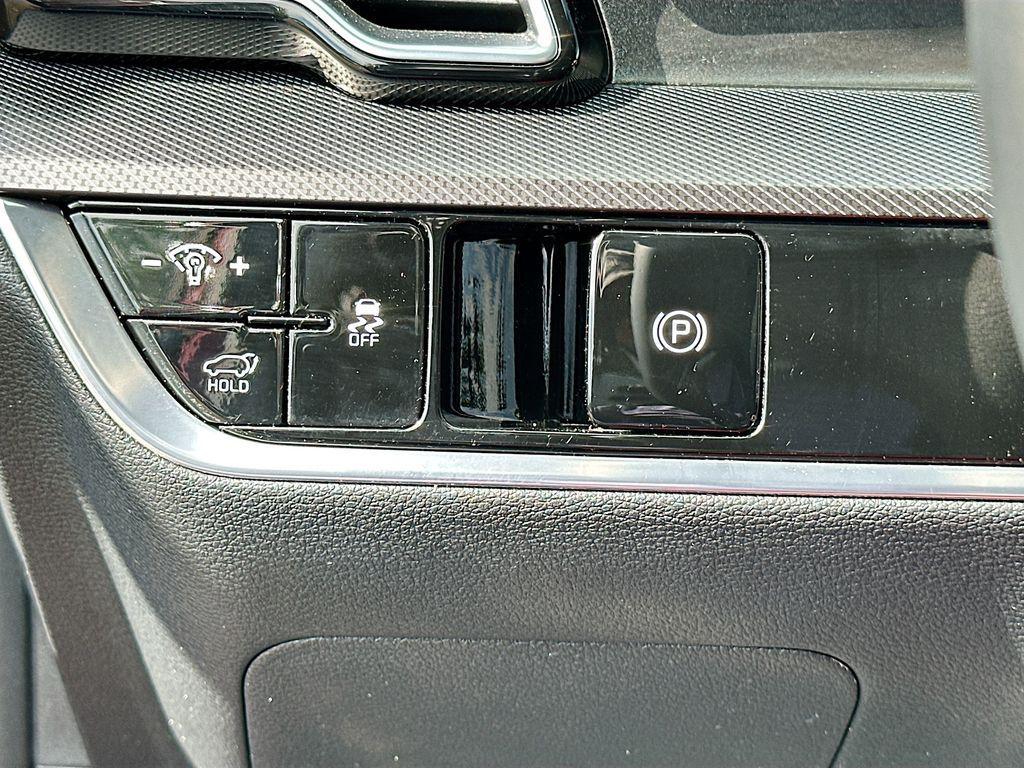 used 2025 Kia Sportage car, priced at $32,636