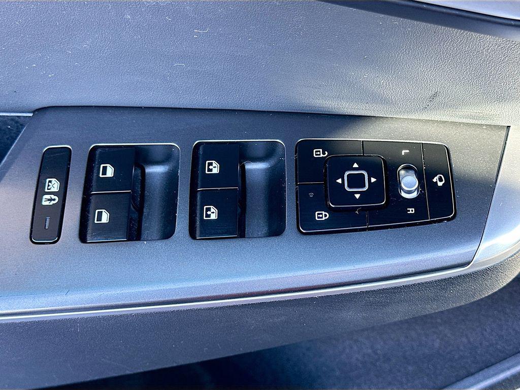 used 2022 Kia EV6 car, priced at $18,991