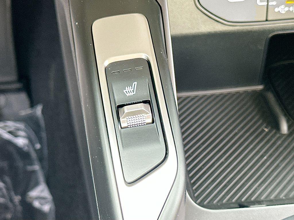 new 2026 Kia Sorento car, priced at $33,281