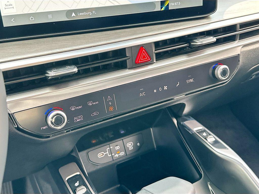 new 2026 Kia Sorento car, priced at $36,704