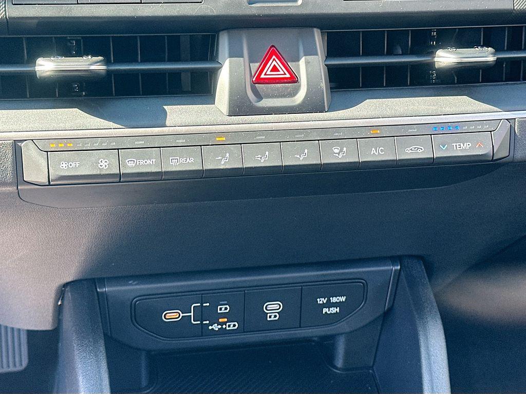 new 2025 Kia K4 car, priced at $21,315