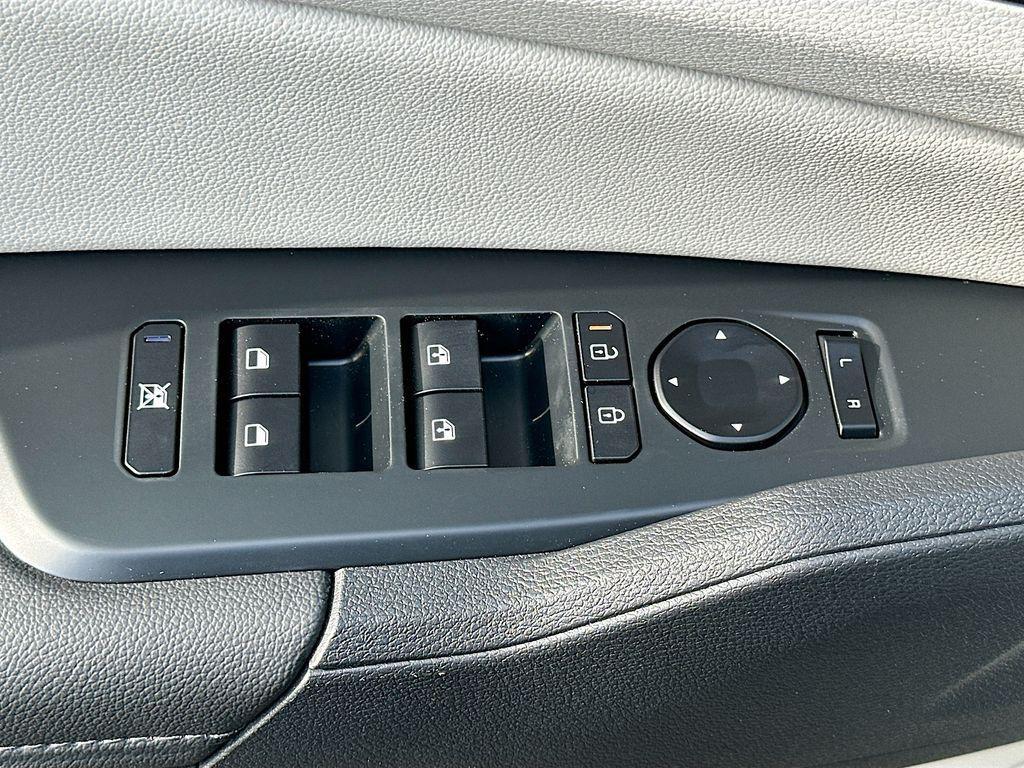 new 2026 Kia Sportage car, priced at $30,374