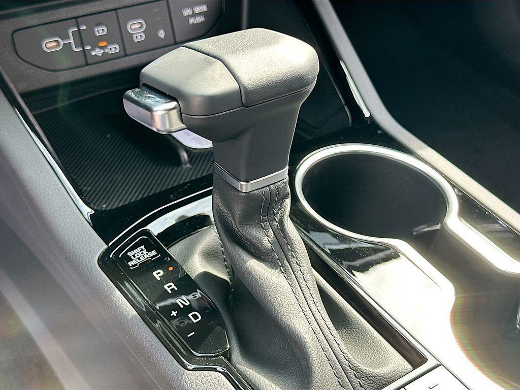 new 2026 Kia K5 car, priced at $32,621