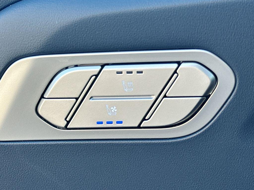 new 2027 Kia Telluride car, priced at $46,005