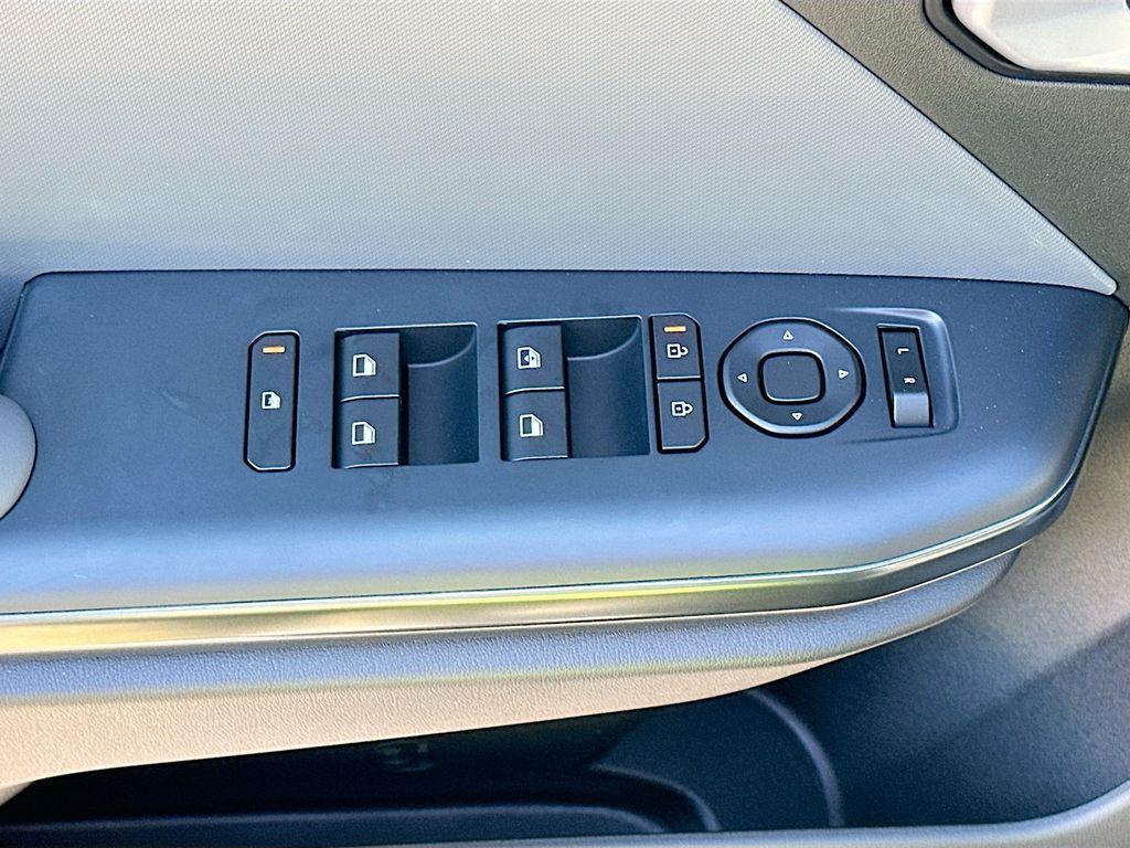 new 2025 Kia K4 car, priced at $21,332