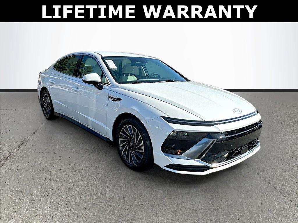 used 2024 Hyundai Sonata Hybrid car, priced at $23,551