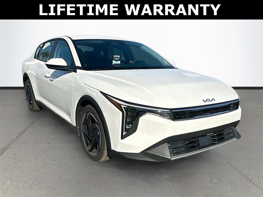 used 2025 Kia K4 car, priced at $19,991