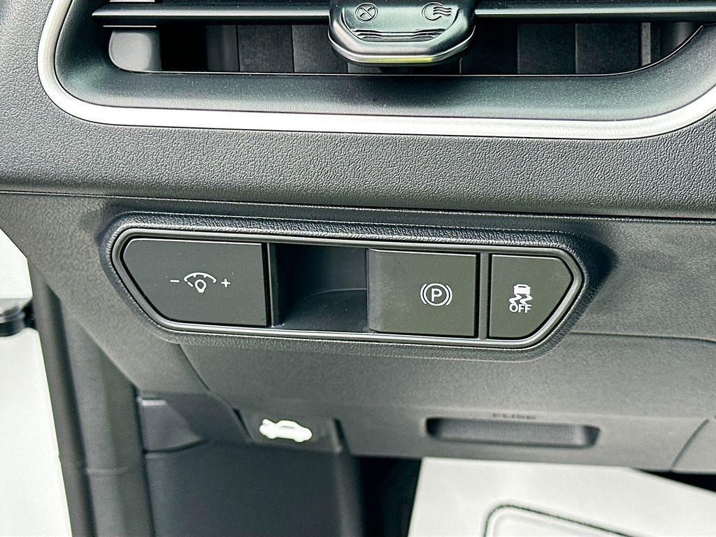 new 2025 Kia K4 car, priced at $21,550