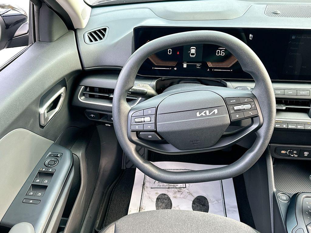 new 2025 Kia K4 car, priced at $22,295
