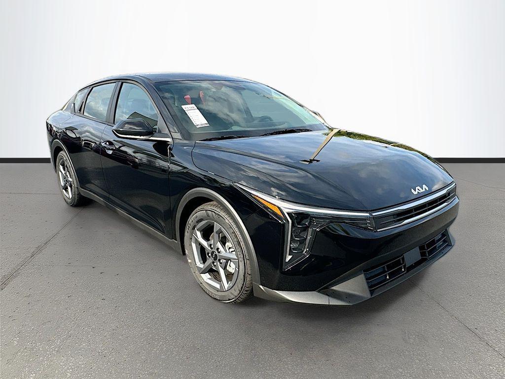 new 2025 Kia K4 car, priced at $22,295