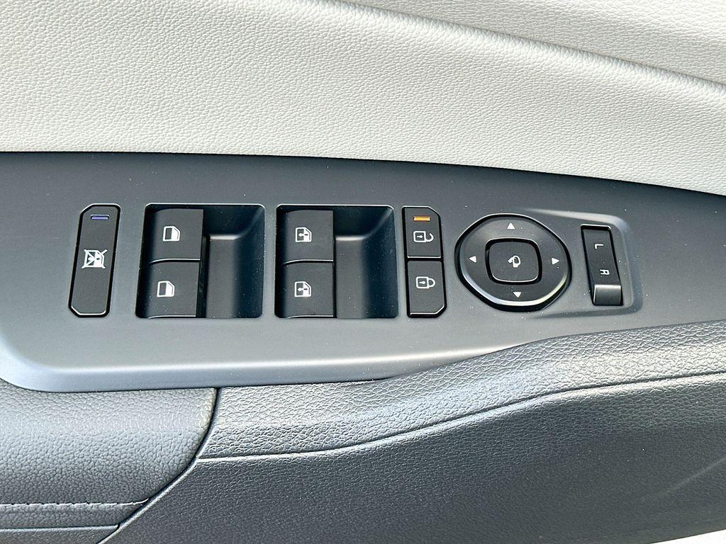 new 2026 Kia Sportage Hybrid car, priced at $41,208