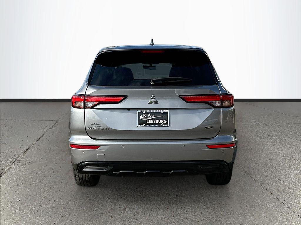 used 2024 Mitsubishi Outlander car, priced at $22,251
