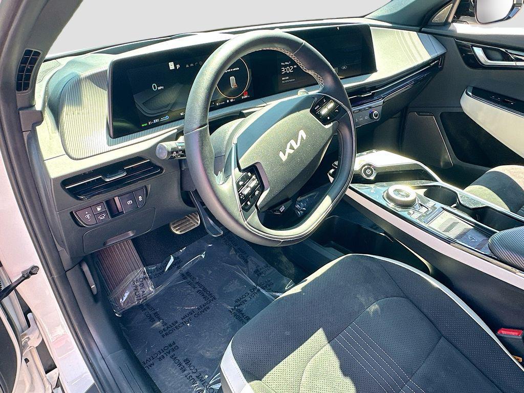 used 2022 Kia EV6 car, priced at $25,076