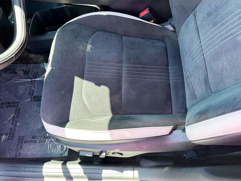 used 2022 Kia EV6 car, priced at $25,076