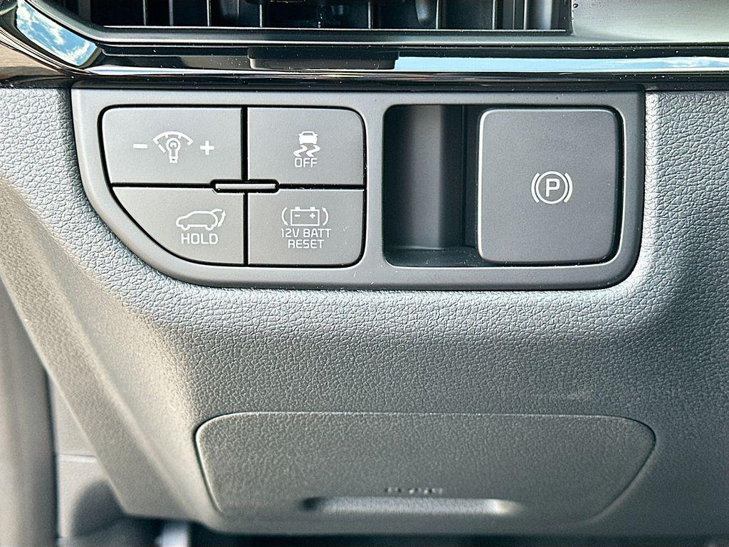 new 2026 Kia Sportage Hybrid car, priced at $38,204