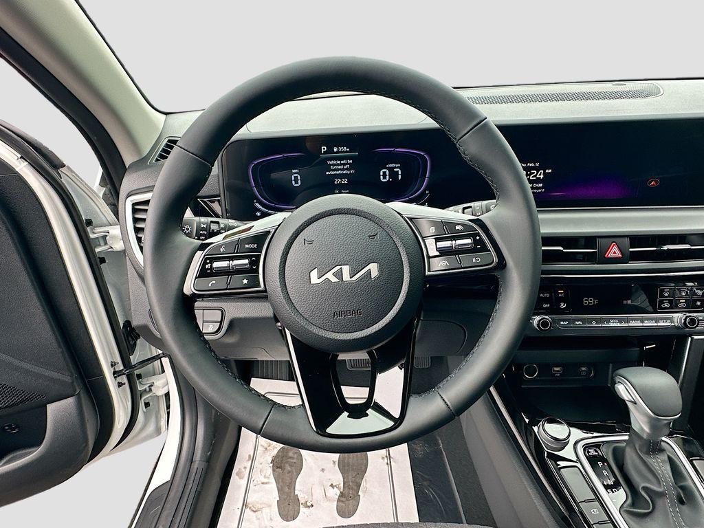 new 2026 Kia Seltos car, priced at $25,199