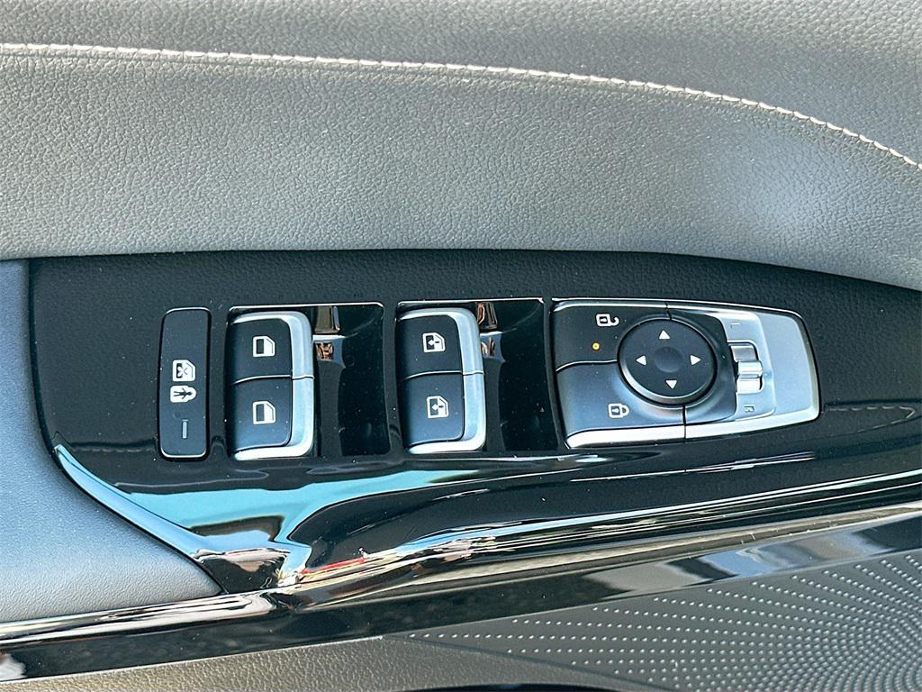new 2026 Kia K5 car, priced at $27,604