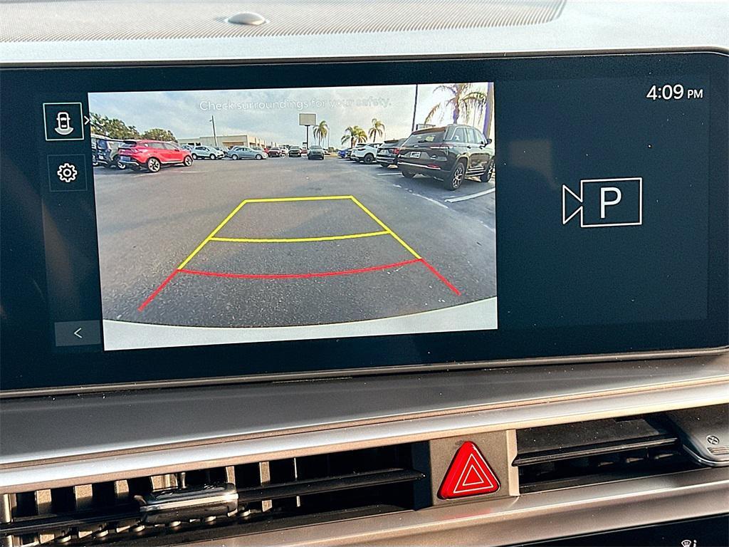 new 2026 Kia Sorento car, priced at $30,090