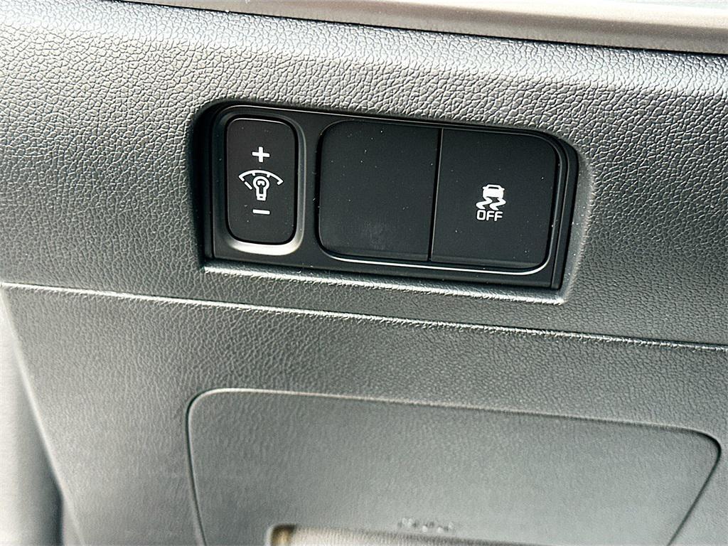 new 2026 Kia Sorento car, priced at $30,090