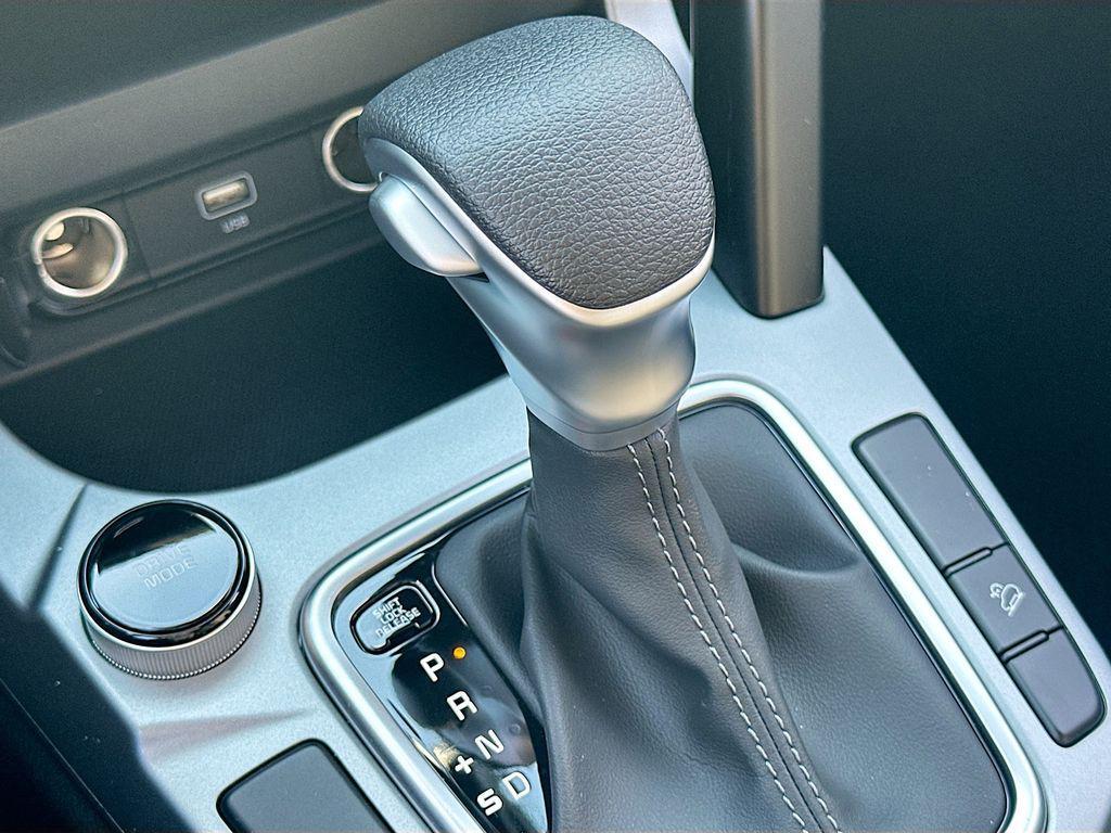 new 2026 Kia Seltos car, priced at $23,229