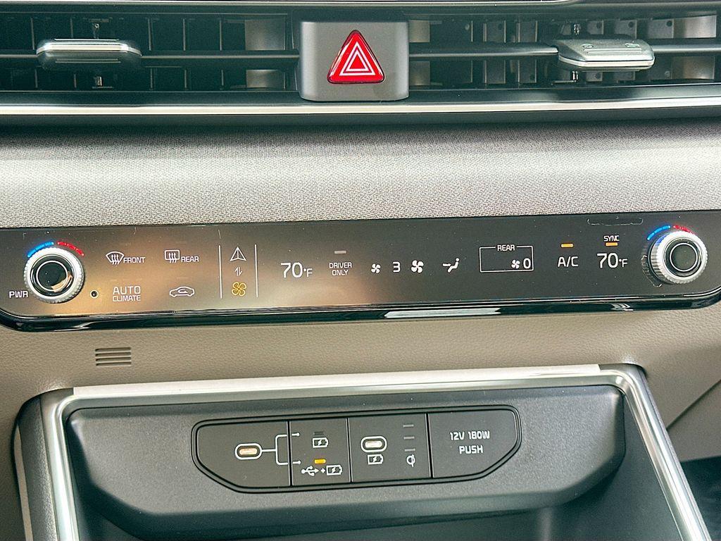 new 2026 Kia Carnival Hybrid car, priced at $42,845