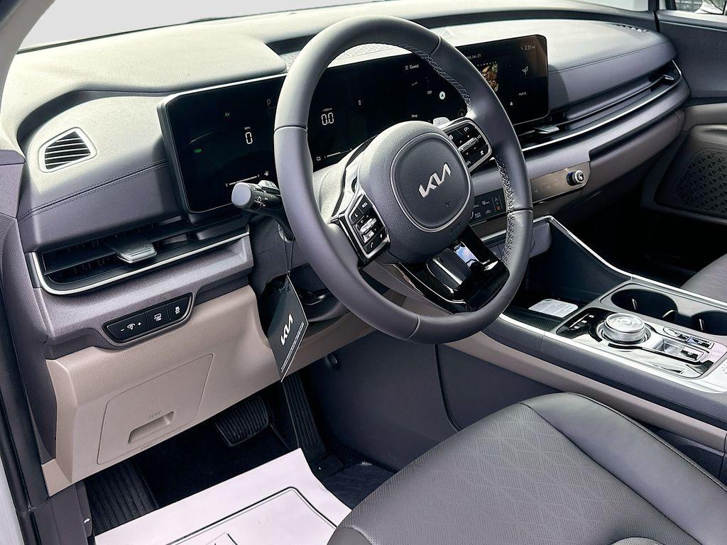 new 2026 Kia Carnival Hybrid car, priced at $42,845