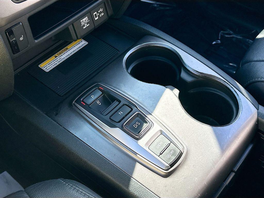 used 2022 Honda Pilot car, priced at $23,991