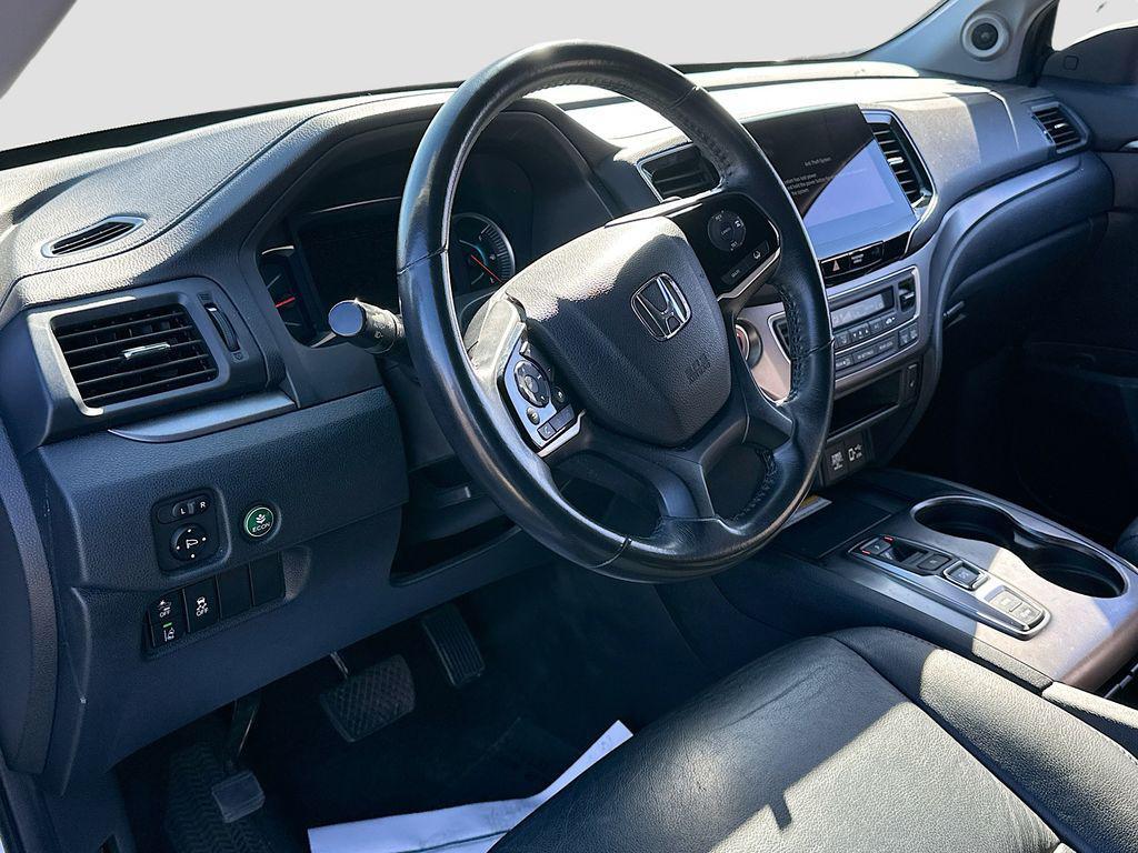 used 2022 Honda Pilot car, priced at $23,991