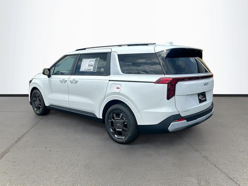 new 2026 Kia Carnival Hybrid car, priced at $43,073