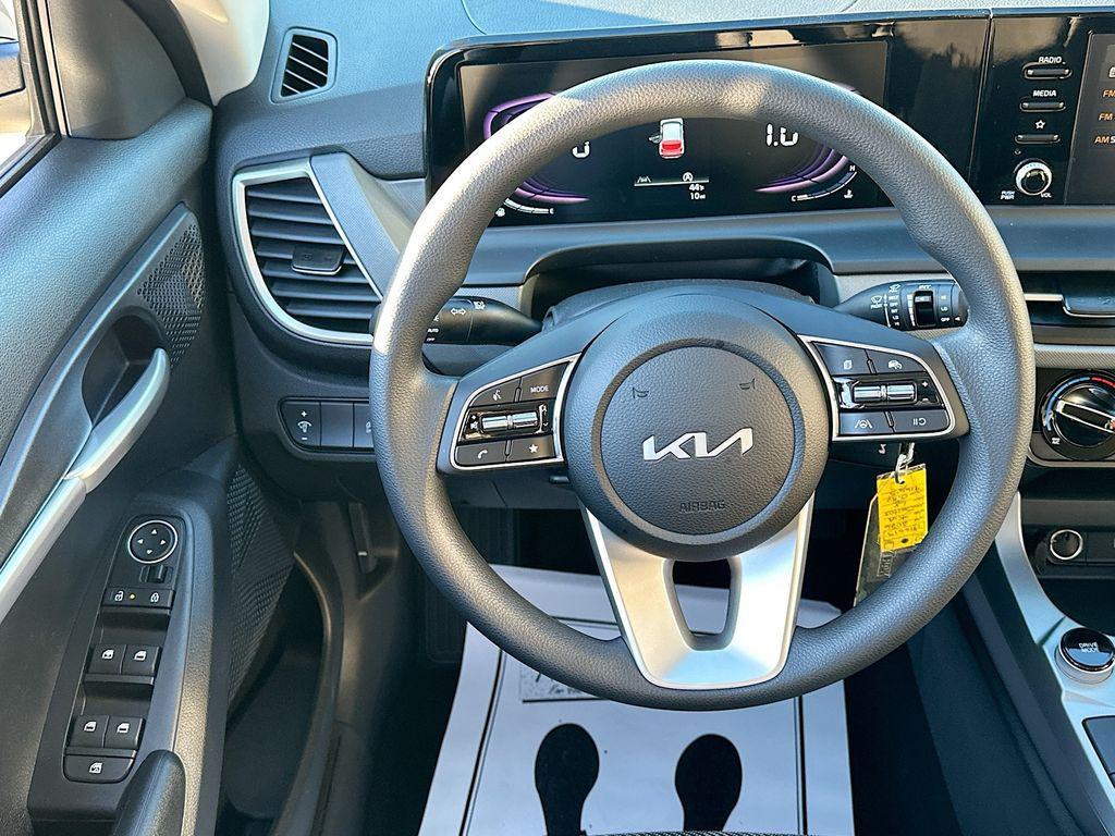 new 2026 Kia Seltos car, priced at $23,979