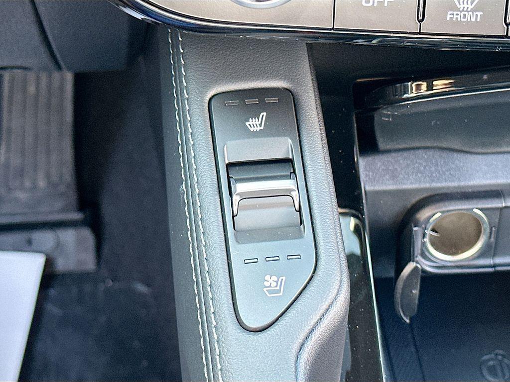 new 2025 Kia Telluride car, priced at $43,695