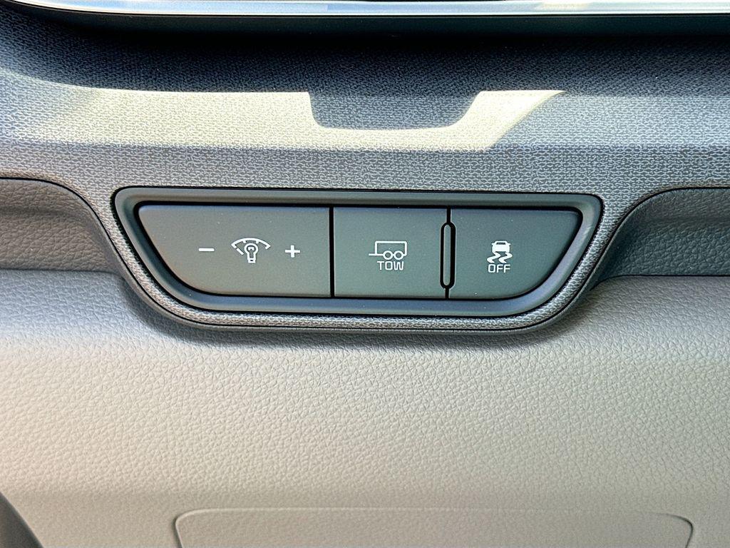 new 2026 Kia Carnival Hybrid car, priced at $42,920